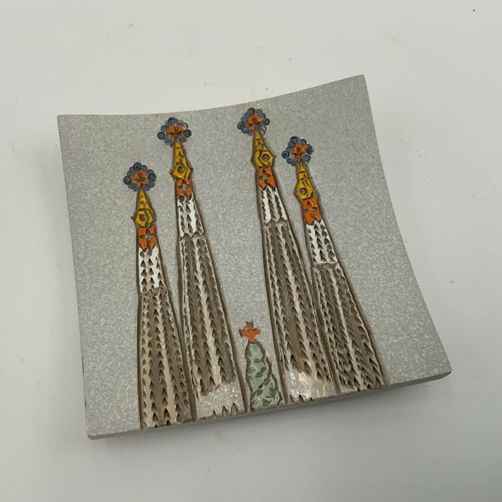 Signed Barcelona Gaudi Mosaic Art Dish No. 04-8 Artbona Sagrada Familia Holiday - Picture 7 of 8